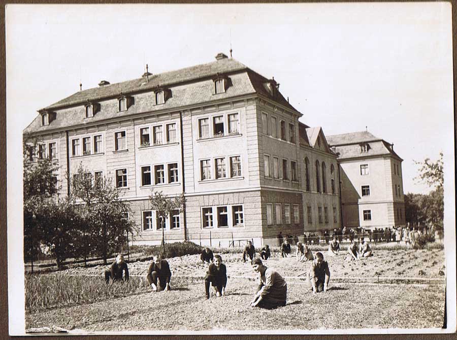 Schulgeländer 1921
